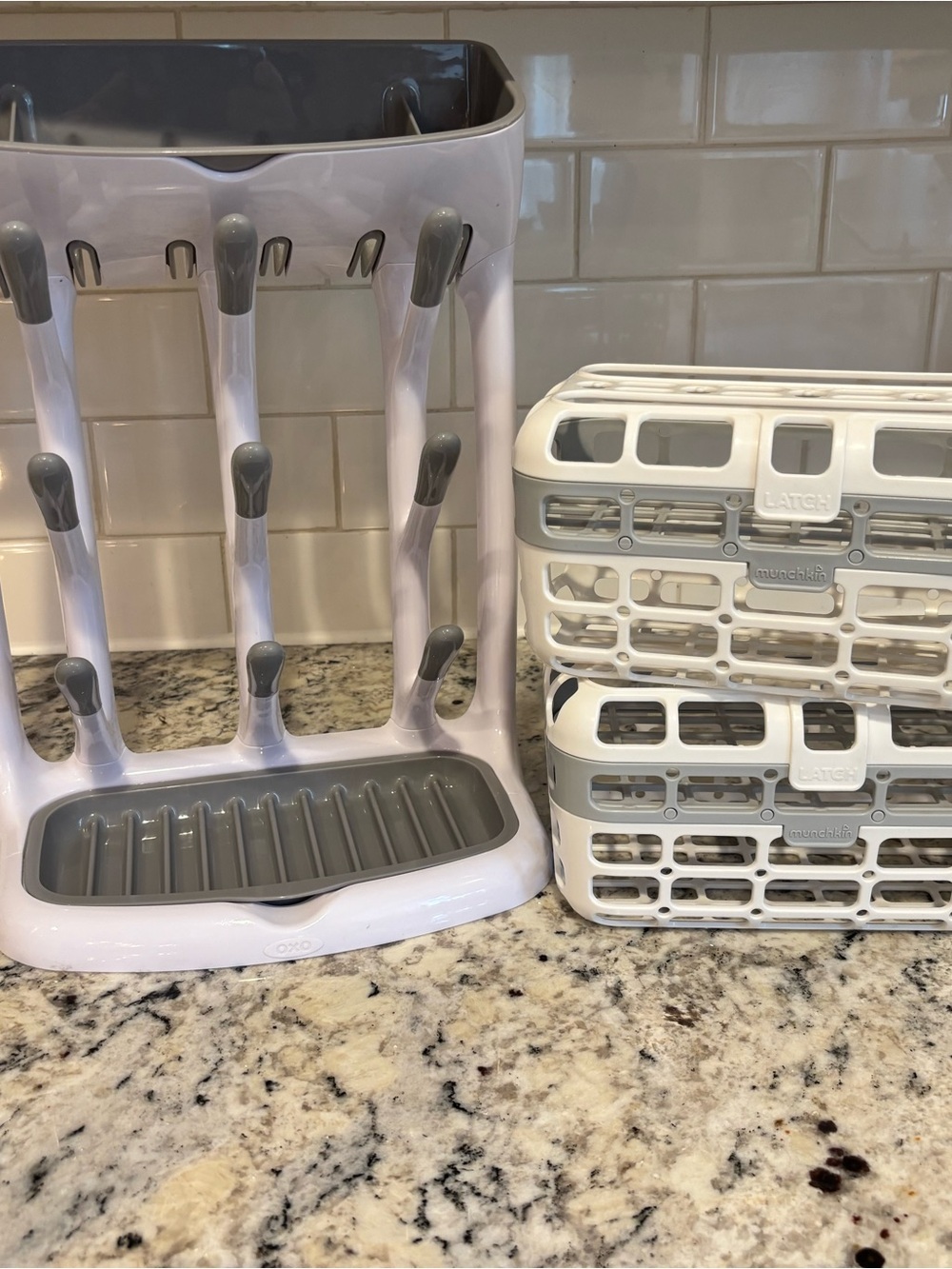 Oxo bottle rack and munchkin bottle caddy bundle lot
